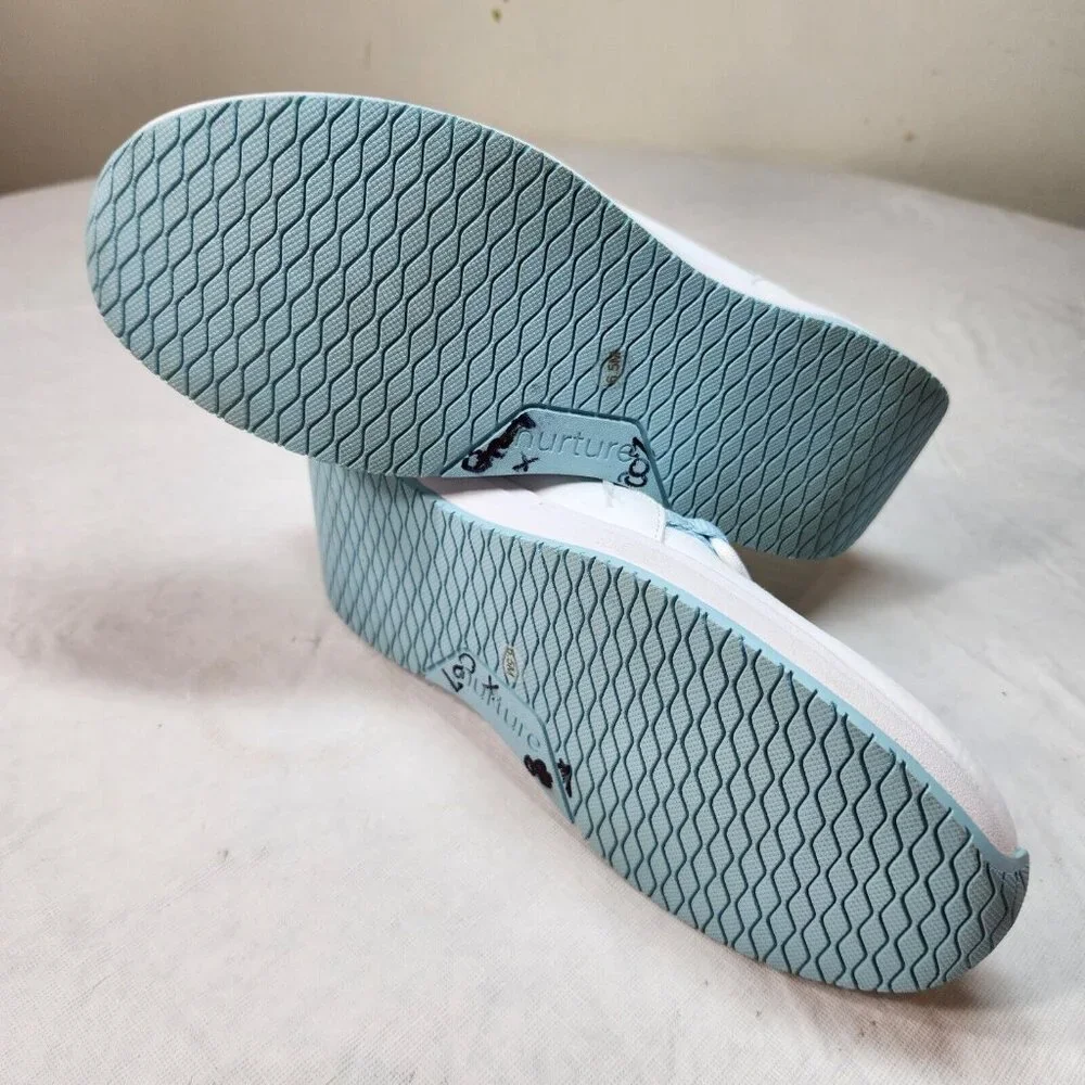 Nurture Restore Women's size 6.5 M Lace Up Comfort Sneakers White blue Shoes 304 - Picture 7 of 8